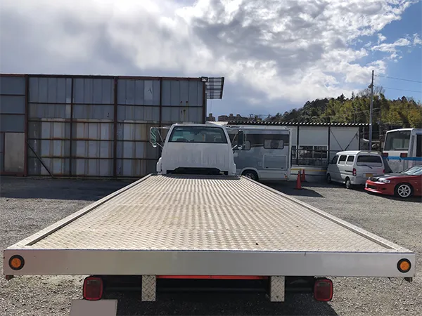 スケルトントラック