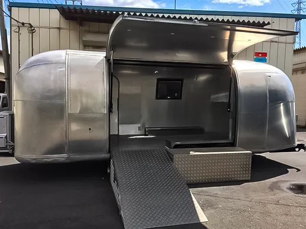 イベントトレーラー・広告トレーラー